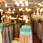 当店は1階にも生地の展示を多数ご用意しております。