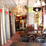 当社2階にはブランド生地の展示多数!お客様のぞれぞれのお部屋に合った生地選びをお手伝いします。